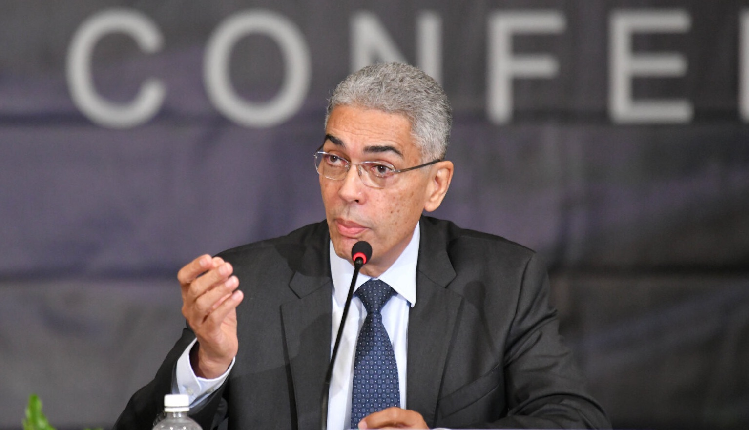 BOJ governor encourages good corporate governance, risk-focused profit-making