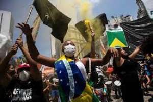 Protesters block Brazil roads for second day after Bolsonaro loss