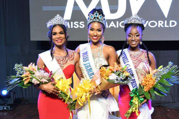 Shanique Singh (centre), Miss Jamaica World 2022, is flanked by Lineisha Davis (left), first runner-up, and Tahje Bennett, second runner-up, at the competition&#039;s grand coronation at the Courtleigh Auditorium in New Kingston on Sunday night.